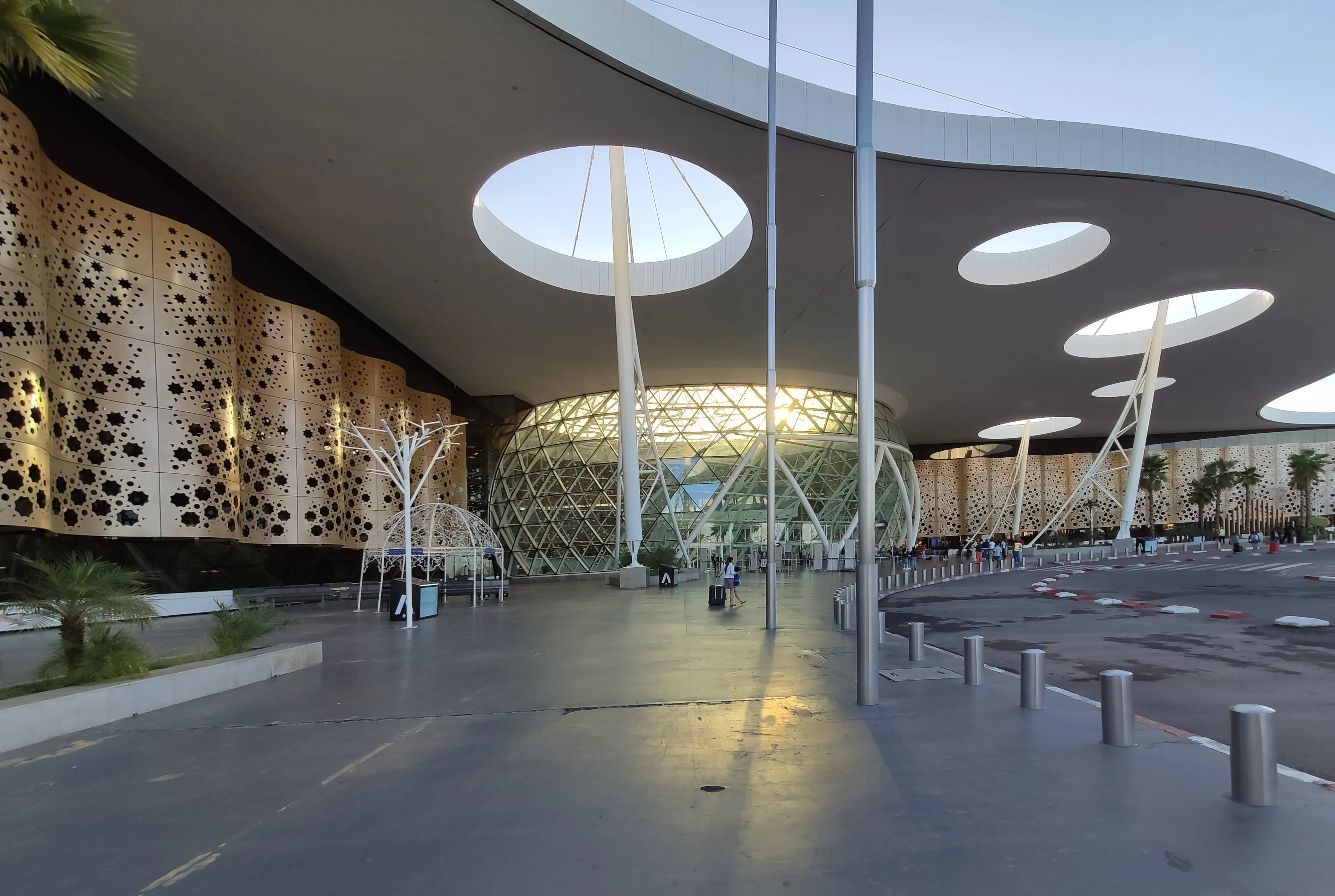 Marrakech Menara Airport, made simple
